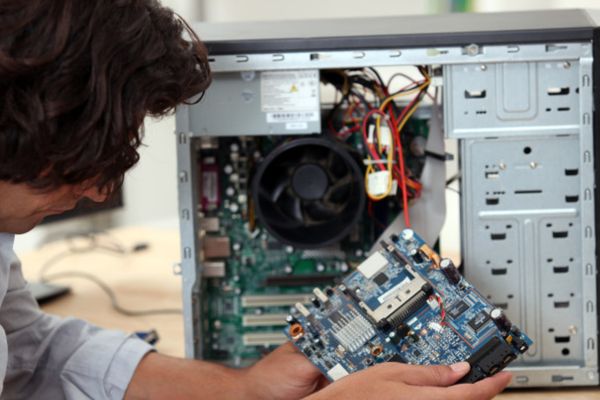 What are the 10 Common Computer Problems and Solutions